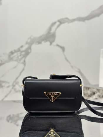 Prada black leather shoulder bag 20.5x10.5x4cm