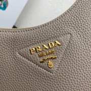 Prada leather shoulder bag in gray 24x18x6cm - 2