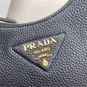 Prada leather shoulder bag in black 24x18x6cm - 5