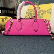 Valentino Garavani Rockstud Pink Neon E/W Calfskin Handbag 34x11x8cm - 5