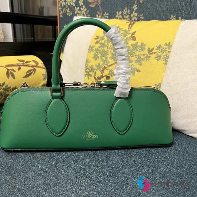 Valentino Garavani Rockstud Green E/W Calfskin Handbag 34x11x8cm - 1