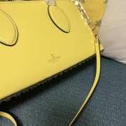 Valentino Garavani Rockstud Yellow Calfskin bag 34x15x9cm - 2