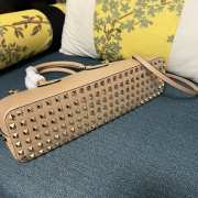 Valentino Garavani Rockstud Beige Calfskin bag 34x15x9cm - 2