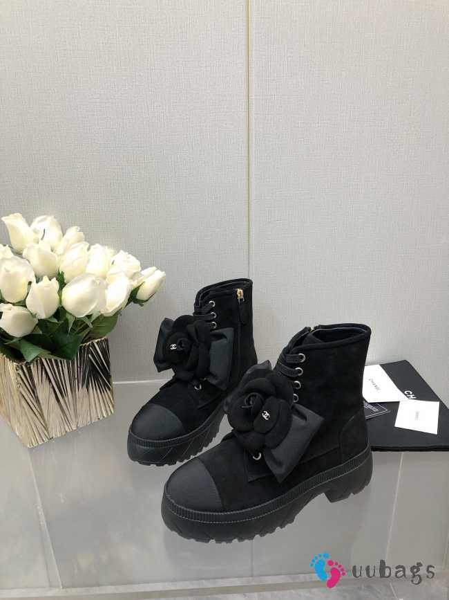 Chanel the camellia series thick-soled shoes in black 01 - 1