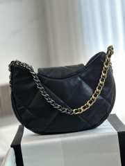 Chanel 24C armpit bag in black 29x19x6cm - 4