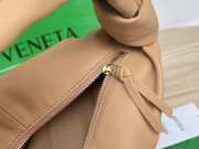 Bottega Veneta Nappa Double Knot Light Brown Bag 29x18x26cm - 5