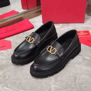 Valentino Garavani Vlogo Signature Calfskin Loafer In Black - 1