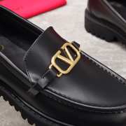 Valentino Garavani Vlogo Signature Calfskin Loafer In Black - 3