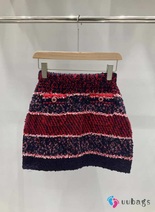 Chanel Skirt Cashmere, Wool & Tweed Red 01 - 1