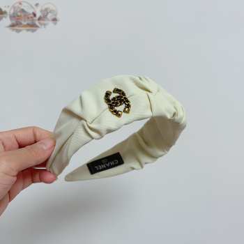 Chanel Headband H003