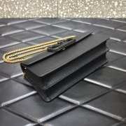 Valentino Garavani Vlogo Signature Grainy Calfskin Wallet With Chain Black - 4