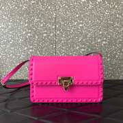 Valentino Rockstud23 Smooth Calfskin Bag In Pink 23x13x9cm - 4