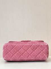 Chanel Hobo Bag Velvet & Gold-Tone Metal Pink 22x23x8cm - 3