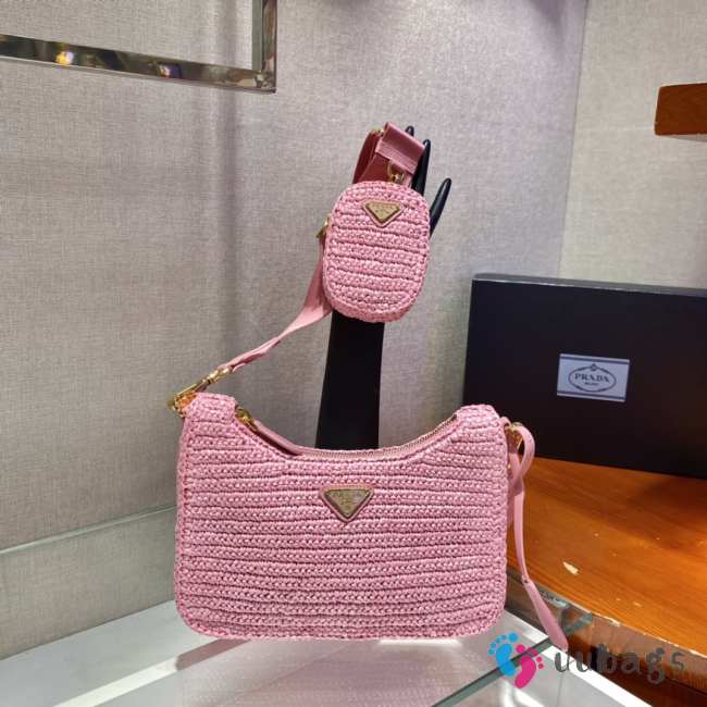 Prada Re-Edition 2005 crochet bag in pink 23x16x7cm - 1