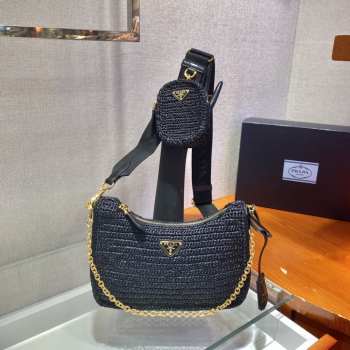 Prada Re-Edition 2005 crochet bag in black 23x16x7cm