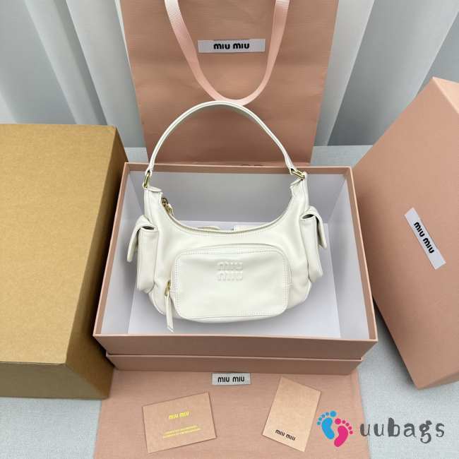 Miu Miu nappa leather pocket bag white 21x6x12cm - 1