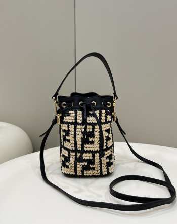 Fendi Montresor Raffia Bucket Bag Black 18x12x10cm