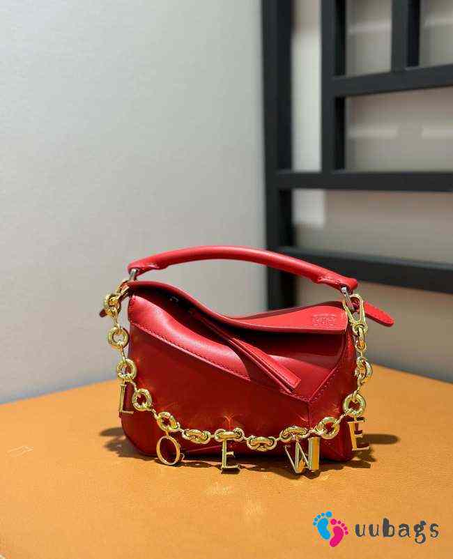 Loewe Mini Puzzle Shoulder Bag In Red 18x8x12cm - 1