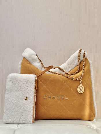 Chanel 22 lambswool tote bag in brown 39x42x8cm