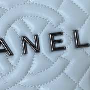 Chanel Star Handbag Satin & Black Metal White 2.5x22.5x6cm - 5