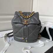 Chanel 24C 19 series grey backpack 26x22x16cm - 1