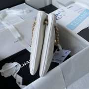 Chanel 24C Handbag In White 16.5×26.5×5cm - 4