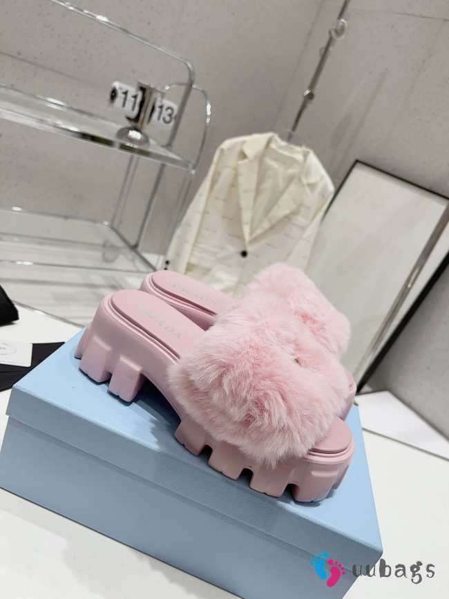 Prada mink fur slippers with thick anti-slip soles pink - 1