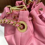 Prada duet re-nylon bucket bag in pink 22x17x12cm - 2