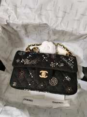 Chanel 24C Cf flap bag glass pearl in black 23cm - 5