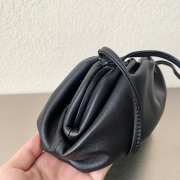 Bottega Veneta Black Mini Pouch Bag 22×12×7cm - 5