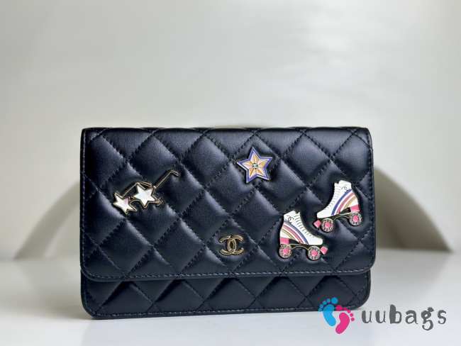 Chanel Classic Wallet With Strap Lambskin, Enamel & Gold-plated metal Black - 1