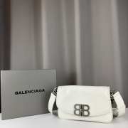 Balenciaga BB Soft Small Flap Bag In Optic White 24x3x14cm - 3