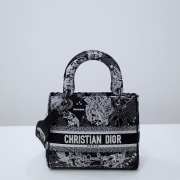 Dior Lady D-Lite Bag Black and White Plan de Paris Embroidery 24x20x11cm - 1