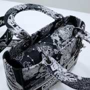 Dior Lady D-Lite Bag Black and White Plan de Paris Embroidery 24x20x11cm - 3