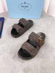 Prada crocheted flat sandals in brown 2.5cm - 1