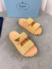 Prada crocheted flat sandals in beige 2.5cm - 3