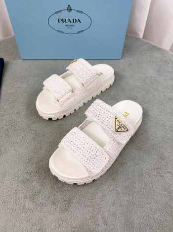 Prada crocheted flat sandals in white 2.5cm