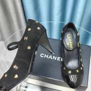 Chanel embellished round toe high heels in black 6.5cm - 4