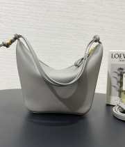 Loewe mini Hammock hobo bag in classic calfskin in grey 28x17x9.5cm - 1