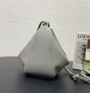 Loewe mini Hammock hobo bag in classic calfskin in grey 28x17x9.5cm - 4