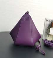 Loewe mini Hammock hobo bag in classic calfskin in purple 28x17x9.5cm - 4