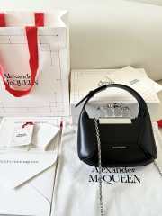 Alexander McQueen Jewelled Hobo Mini Bag in Black 12x20x4cm - 6