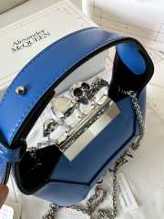 Alexander McQueen Jewelled Hobo Mini Bag in Blue 12x20x8cm - 2