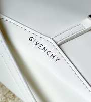 Givenchy Cut - Out Small Shoulder Bag In White 29x23x6cm - 6