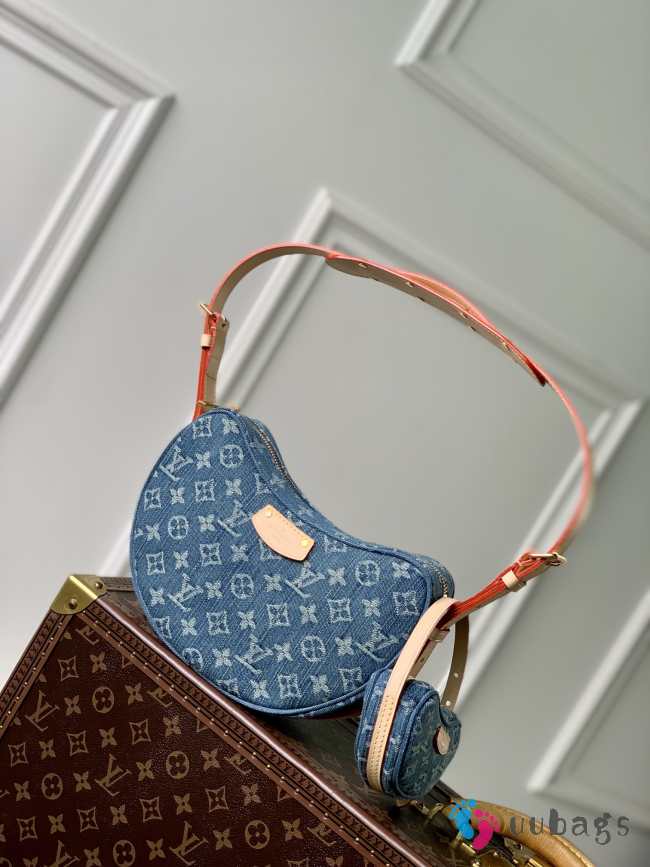 Louis Vuitton M46856 New Croissant MM 21x7x5cm - 1