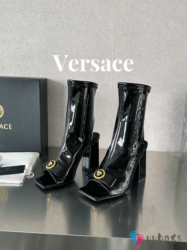 Versace patent leather open-toe boots in black 10cm - 1