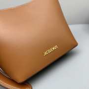 Jacquemus Le petit Regalo small bucket bag in light brown 20x22x10cm - 3