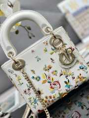 Lady Dior Bag White Calfskin Embroidered with Multicolor Small Flowers 20x17x8cm - 2