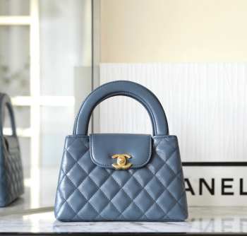 Chanel Clutch With Chain Shiny Aged Calfskin & Gold-Tone Metal Blue 8.3x12.5x4cm