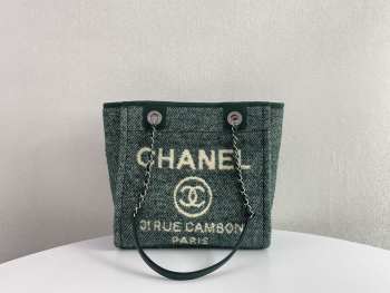 Chanel Deauville S2021 Small Tote Bag In Green 26x7x27cm 